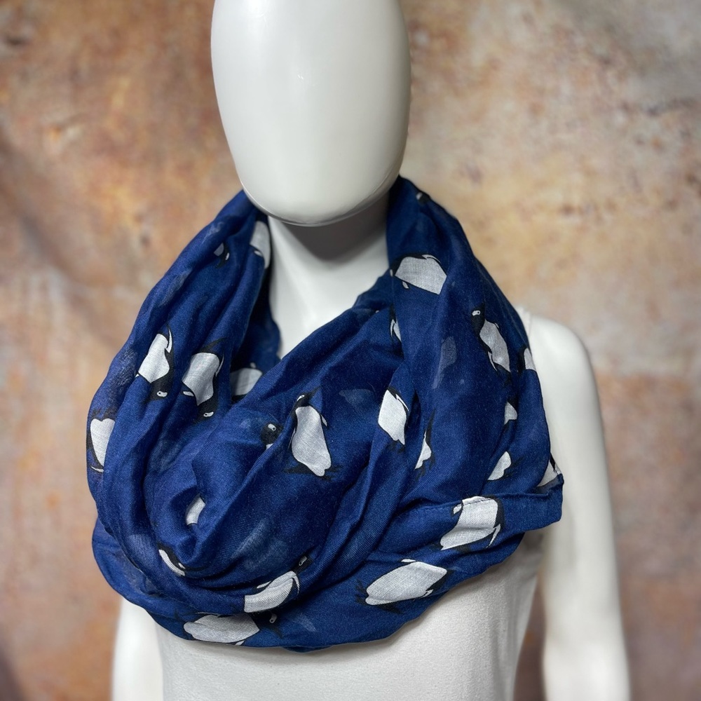 Girls Infinity Scarf - Picture 2 of 4